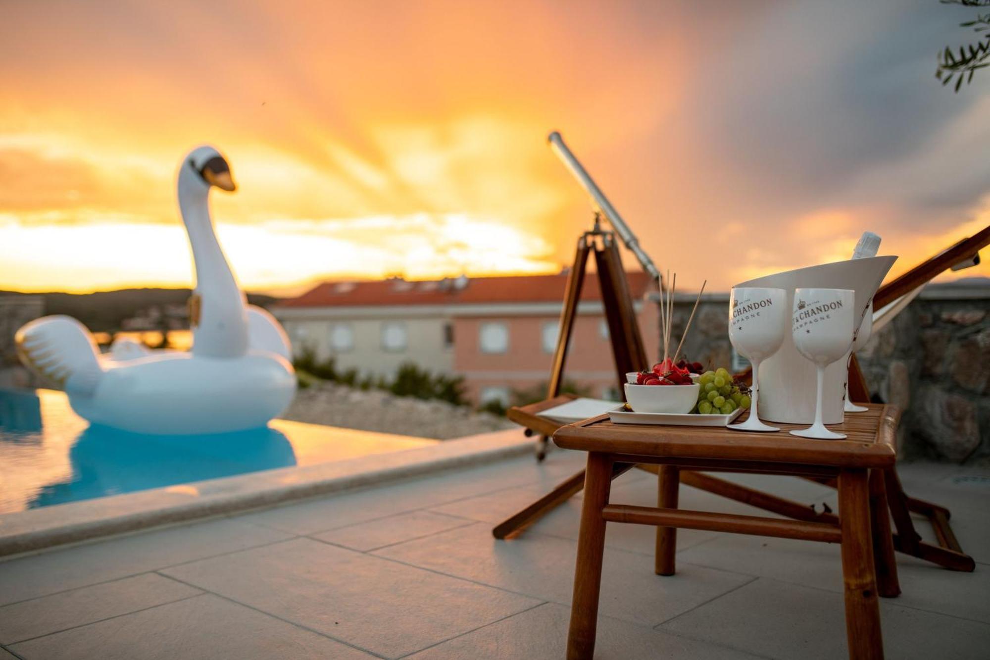 Luxury Villa Allen With Pool Климно Номер фото