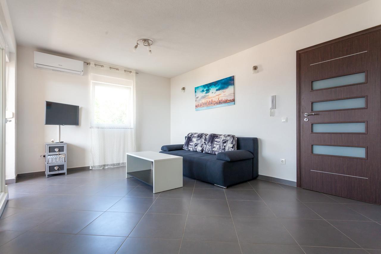 Luxury Villa Allen With Pool Климно Экстерьер фото